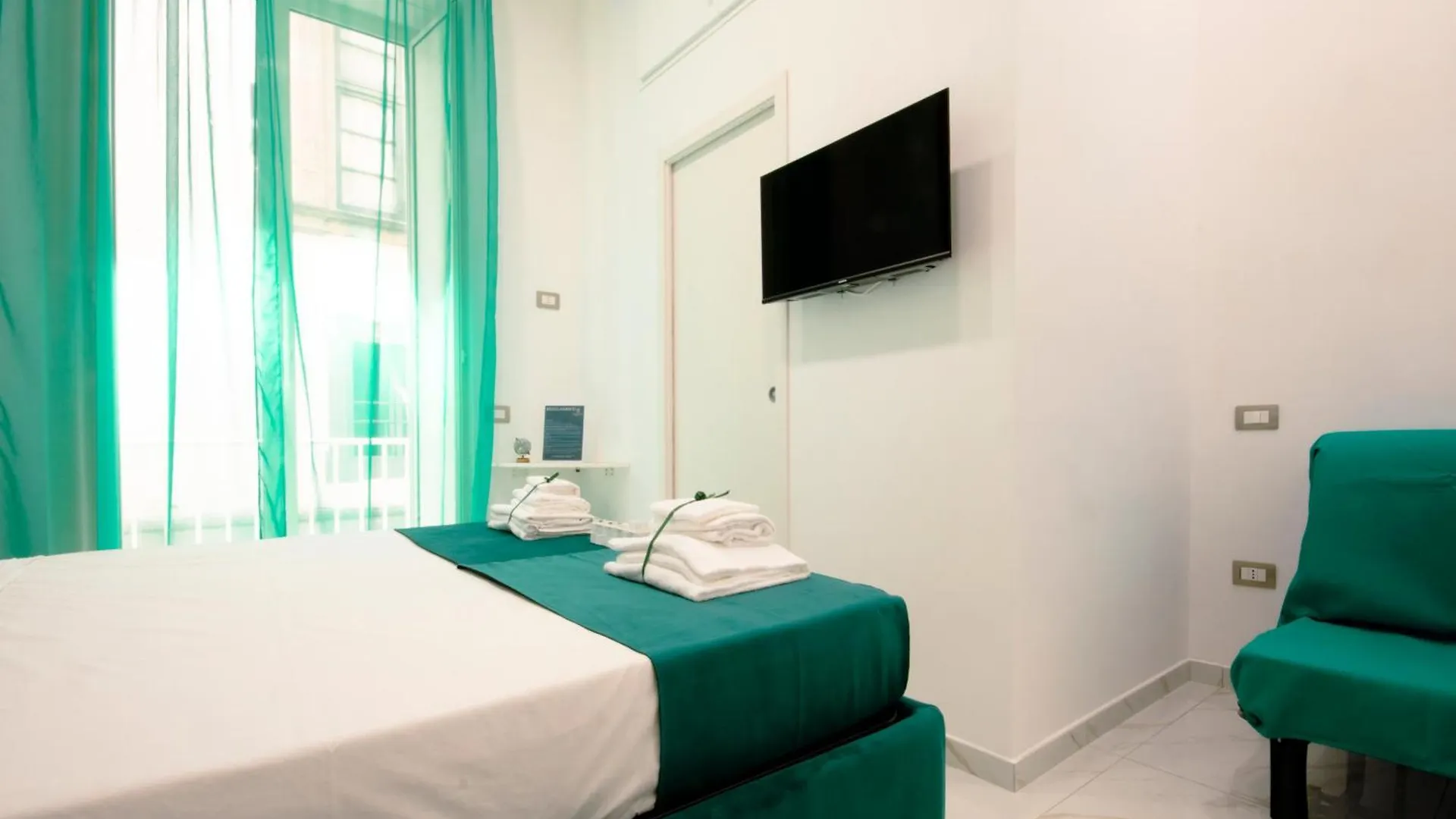 La Reggia Della Duchesca Hotel Naples 0*,  Italy
